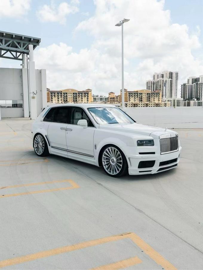 Black Cullinan Rolls Royce Body Kit NT Style Front And Rear Bumper ...