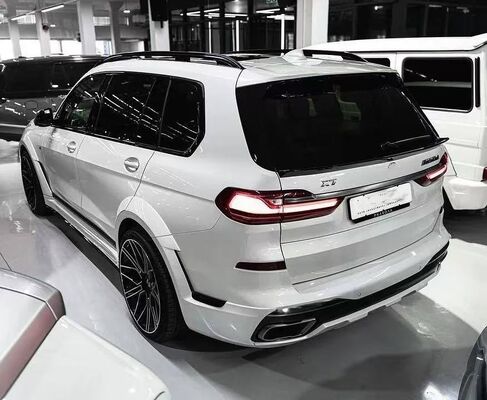 For the BMW X7 Carbon Fiber Body Kit X7 LM Style Widebody Kit X7 Carbon Fiber Front Lip Diffuser  Spoiler  Hood Wheel Arches